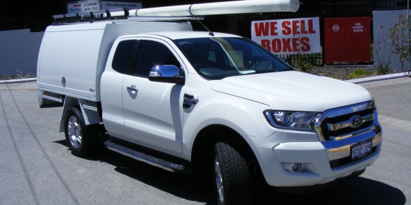 Ford Ranger PX2 Extra Cab White