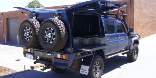 Blue Toyota Landcruiser 5